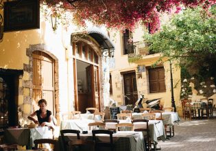 Επιδόματα: Αλλαγές για ανέργους και εργαζομένους στον τουρισμό