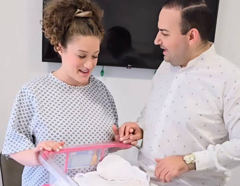 Γέννησε η Ιλάειρα Ζήση – Πλέει σε πελάγη ευτυχίας ο Μαυρίκιος Μαυρικίου