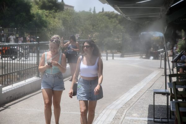 Ακραία… καυτός ο Ιούνιος σε όλη τη χώρα – Τι δείχνουν τα στοιχεία του meteo [πίνακες]