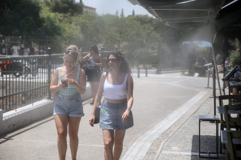 Ακραία… καυτός ο Ιούνιος σε όλη τη χώρα – Τι δείχνουν τα στοιχεία του meteo [πίνακες]