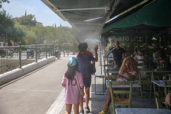 Νέο έκτακτο δελτίο για το κύμα καύσωνα: Έρχονται 43αρια – Οι περιοχές που θα «καούν»