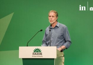 ΠΑΣΟΚ: Συλλέγουν υπογραφές για τη στήριξη της υποψηφιότητας Γερουλάνου