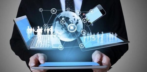 Πιερρακάκης: Επόμενο βήμα στην ψηφιοποίηση του δημοσίου ο διπλασιασμός των επαγγελματιών πληροφορικής