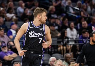 Βεζένκοφ: «Προς το παρόν είμαι παίκτης των Ράπτορς – Όμορφο να σε θέλουν κι άλλες ομάδες»