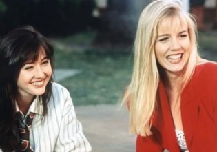 Τζένι Γκαρθ και Τόρι Σπέλινγκ αποχαιρετούν τη Σάνεν Ντόχερτι