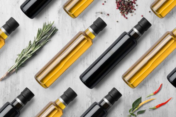 Η υπεραξία του ελληνικού ελαιόλαδου «πνίγεται» στα βυτία – Τα διδάγματα από Μ. Βρετανία και ΗΠΑ