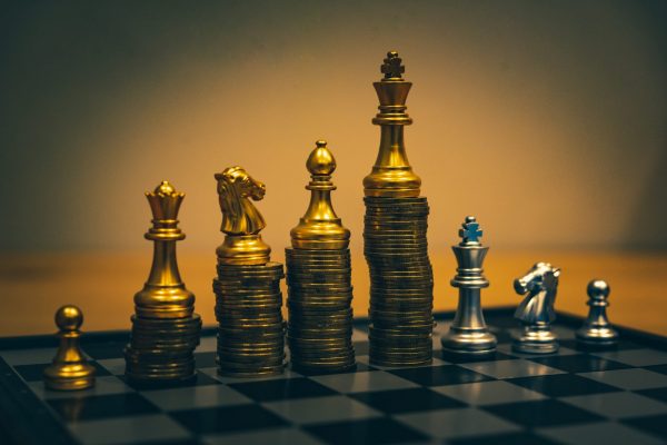 Economist: Οι πλουσιότερες και οι φτωχότερες χώρες για το 2024 – Πού βρίσκεται η Ελλάδα