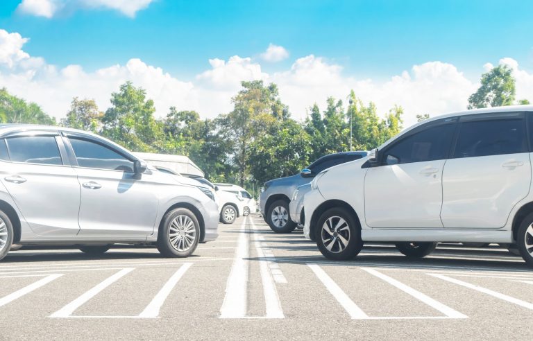 Το κόλπο των 10 δευτερολέπτων που θα αλλάξει όλα όσα ξέρατε για το παρκάρισμα