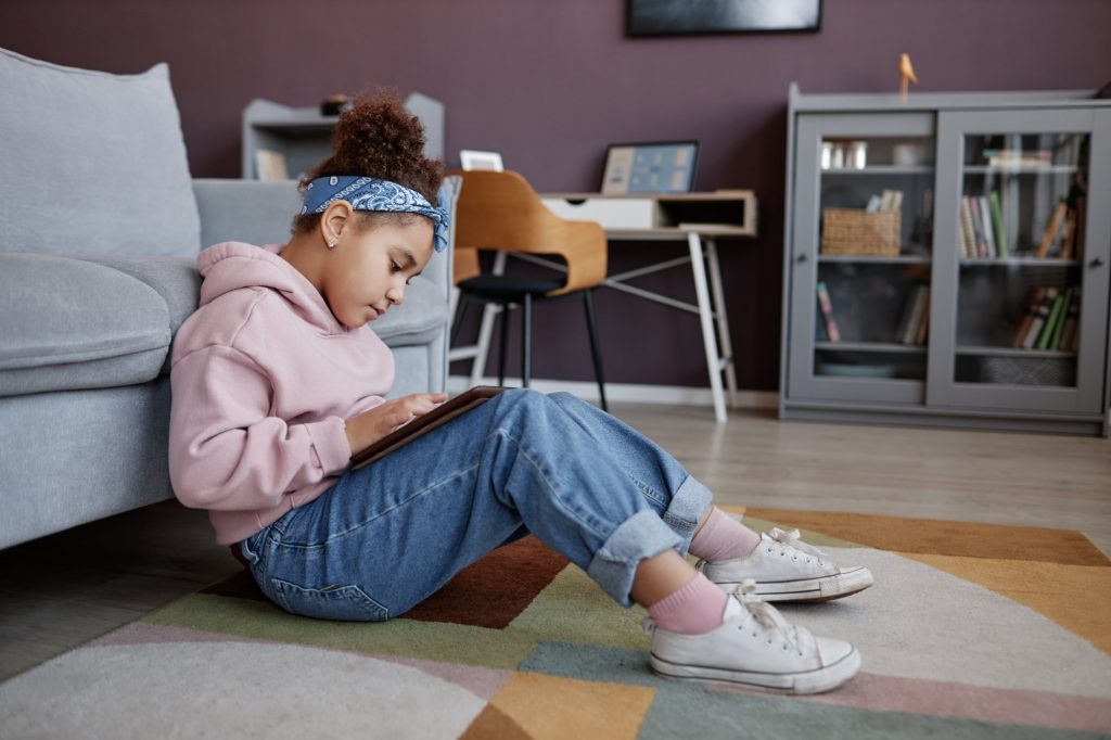 Tablets και παιδιά: Μέχρι πόση ώρα μπορούν να τα χρησιμοποιούν;