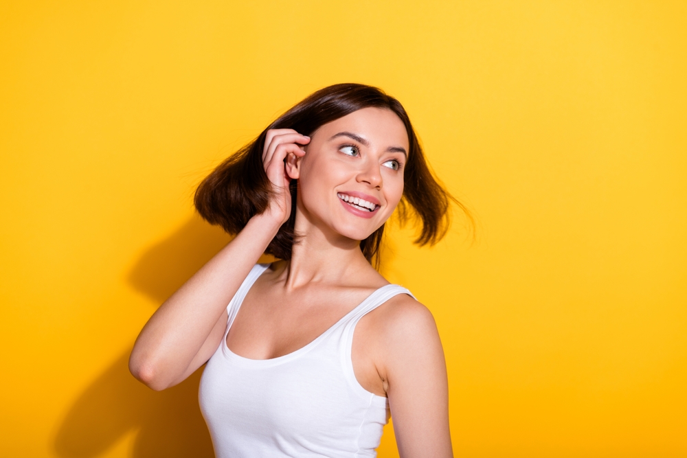 Μαλλιά: Έξυπνα τρικ για να μην πέφτουν στο πρόσωπό σας