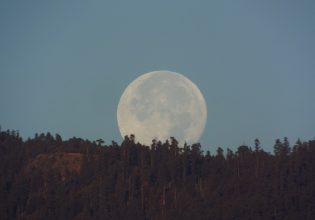 Πανσέληνος Ιουλίου 2024: Τα 3 ζώδια που θα βιώσουν συνταρακτικές εξελίξεις στα προσωπικά τους