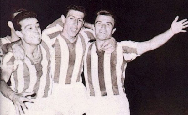 Όταν ο Ολυμπιακός νίκησε την Σάντος του Πελέ (vid)