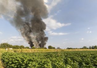 Τρίκαλα: Μεγάλη φωτιά σε χώρο απορριμμάτων στο Ριζαριό