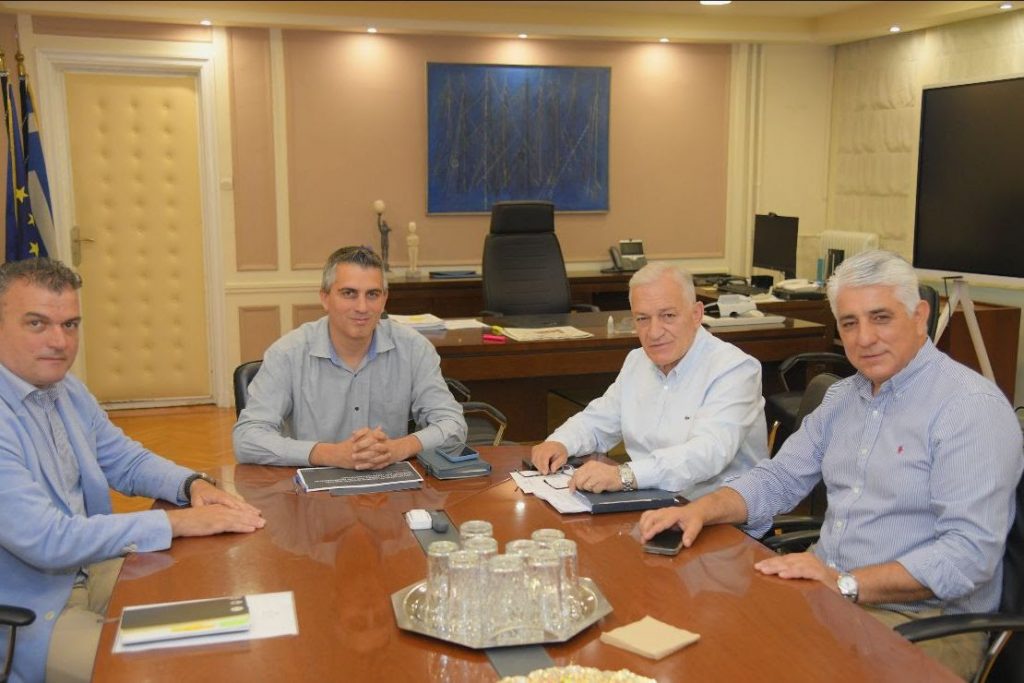 Να επιταχυνθεί η διαδικασία απόδοσης των εσόδων που δικαιούνται οι δήμοι, ζητάει ο Πρόεδρος της ΚΕΔΕ