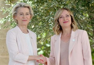 Τζόρτζια Μελόνι: Θα συνεργαστεί με την Φον ντερ Λάιεν παρότι δεν την ψήφισε