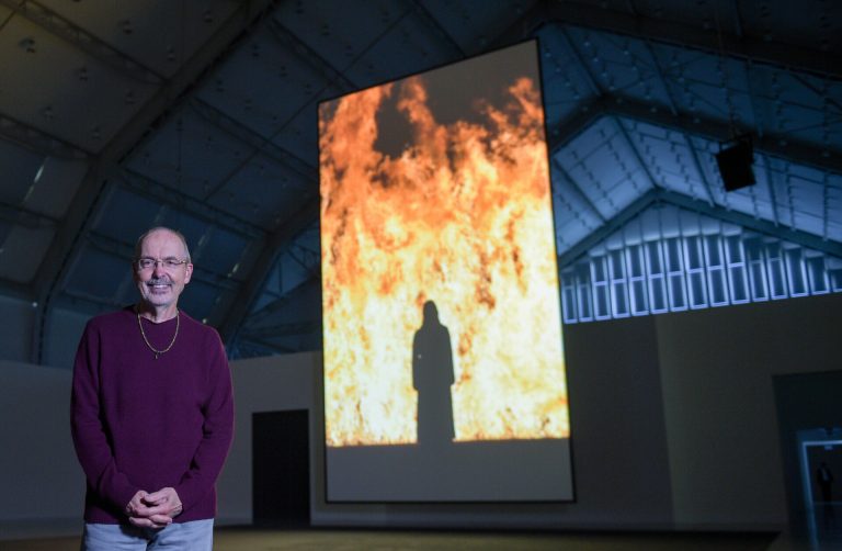 Οι θερινές προβολές στην ταράτσα του ΕΜΣΤ συνεχίζονται με αφιέρωμα στον Bill Viola