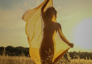 5 βιβλία για τη γυναικεία ενδυνάμωση (γραμμένα, φυσικά, από γυναίκες)