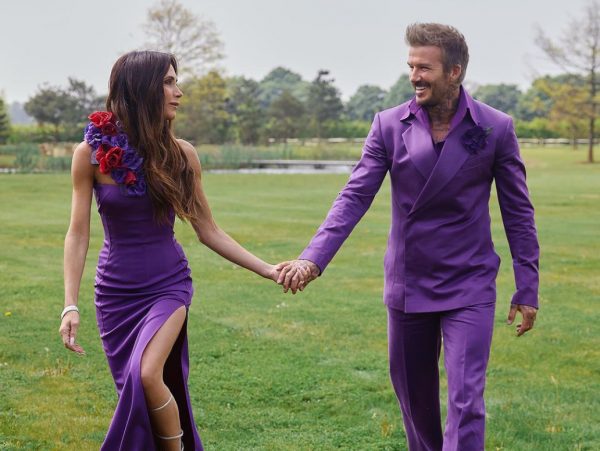 Victoria και David Beckham: Φόρεσαν ξανά τα ρούχα του γάμου τους για να γιορτάσουν 25 χρόνια μαζί