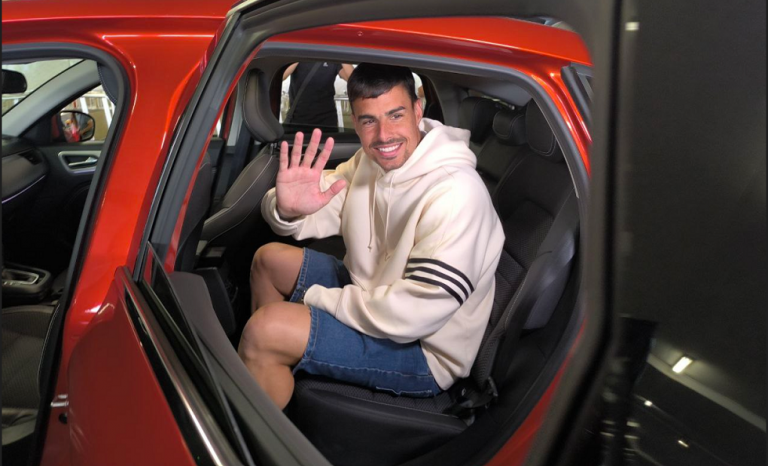 Στην Ελλάδα για τον Ολυμπιακό ο Ντάνι Γκαρθία (pics, vids)