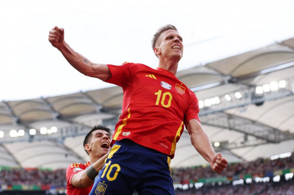 Ο Όλμο κάνει το 1-0 για την Ισπανία με υπέροχο σουτ (vid)