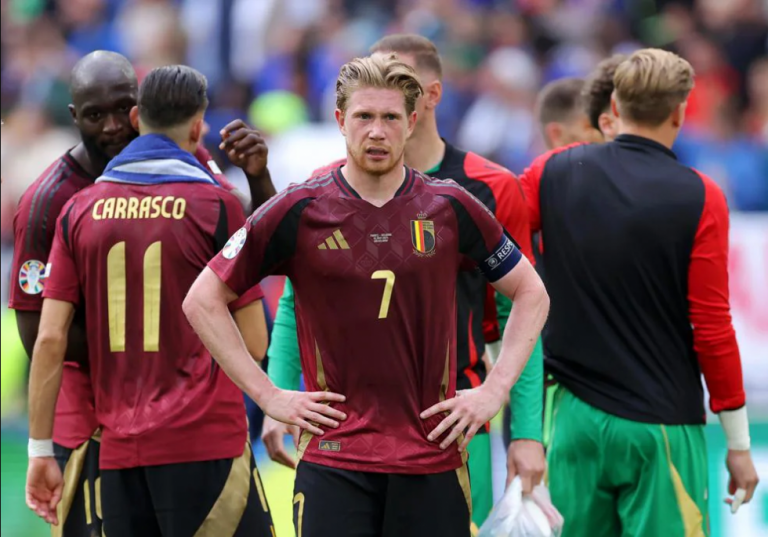 Ντε Μπρόινε: «Θα αποφασίσω μετά το καλοκαίρι αν θα συνεχίσω στην εθνική»