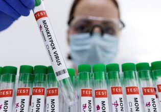 Τι να προσέχουμε για τον ιό mpox – H λοιμωξιολόγος Γαρυφαλλιά Πουλάκου απαντά στο in