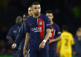 Εμπαπέ: Kατήγγειλε την Παρί στη γαλλική λίγκα και την UEFA για χρωστούμενα 55 εκατ. ευρώ