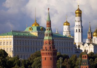 Η Ρωσία ετοιμάζεται για «δεκαετίες» Δυτικών κυρώσεων