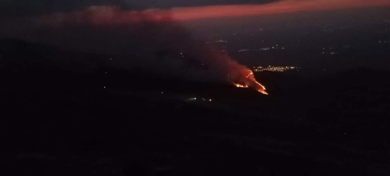 Φωτιά στο όρος Παγγαίο για πέμπτη μέρα – Επιχειρούν εναέρια
