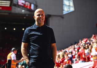 Ο Σλοτ έκανε ό,τι δεν κατάφεραν οι πέντε τελευταίοι προπονητές της Λίβερπουλ (pic)