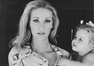 Ζωή Λάσκαρη: Οι εκ βαθεών εξομολογήσεις από την σπάνια βιογραφία της