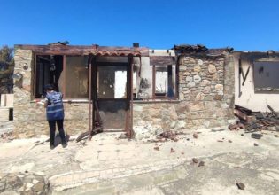 Φωτιά στην Αττική: 146 οι κατοικίες που κρίθηκαν ακατάλληλες προς χρήση – Ολοκληρώθηκε η πρώτη φάση αυτοψιών