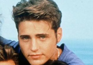 Σάνεν Ντόχερτι – Λουκ Πέρι: Ο «Μπράντον» του Μπέβερλι Χιλς για τον θάνατο των αγαπημένων του συνεργατών