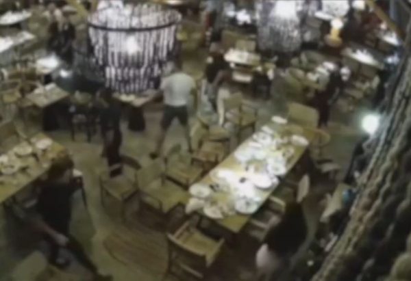 Χαλκιδική: Λουκέτο στο beach bar όπου σημειώθηκε το αιματηρό επεισόδιο – Ελεύθεροι τρεις Βούλγαροι