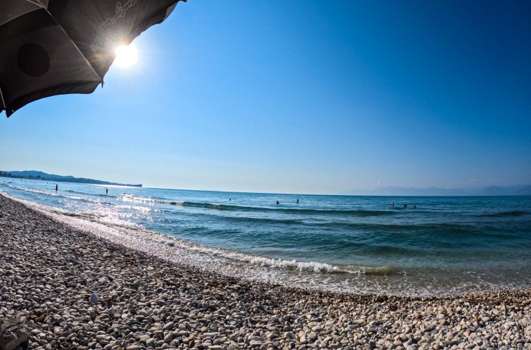 Ακρίβεια: Ο πληθωρισμός των διακοπών εκτινάσει τους οικογενειακούς προϋπολογισμούς