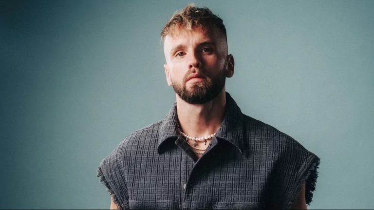 Γερμανία: Ο DJ που συνέχιζε να παίζει κατά τη διάρκεια των μαχαιρωμάτων