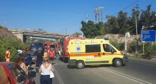 ΒΟΑΚ: Ξεσηκωμός των κατοίκων στα Χανιά – Αποκλεισμός του δρόμου στο σημείο του πολύνεκρου τροχαίου