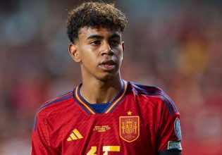 Σοκ: Μαχαίρωσαν τον πατέρα του Γιαμάλ