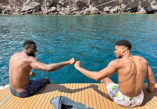 Γιάννης Αντετοκούνμπο: Απολαμβάνοντας καλοκαιρινές στιγμές στα ελληνικά νησιά με τα αδέρφια του