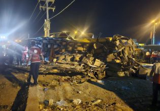 Ιράν: Τουλάχιστον 28 νεκροί σε δυστύχημα λεωφορείου με Πακιστανούς προσκυνητές