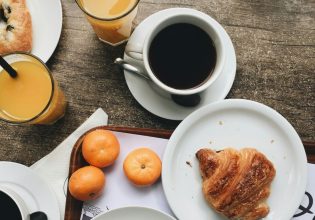 Travel tips: Το αντικείμενο στα δωμάτια ξενοδοχείων που δεν πρέπει να χρησιμοποιούμε ποτέ