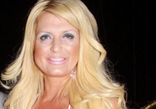 Εντυπωσιακή εμφάνιση για τη Μαρίνα Σταυράκη (Πατούλη) στη Μύκονο