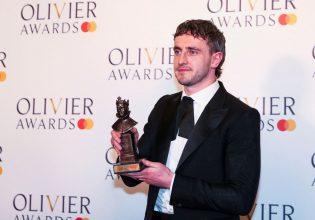 Full in love o Πολ Μεσκάλ – Σε διπλό ραντεβού με τη σύντροφό του