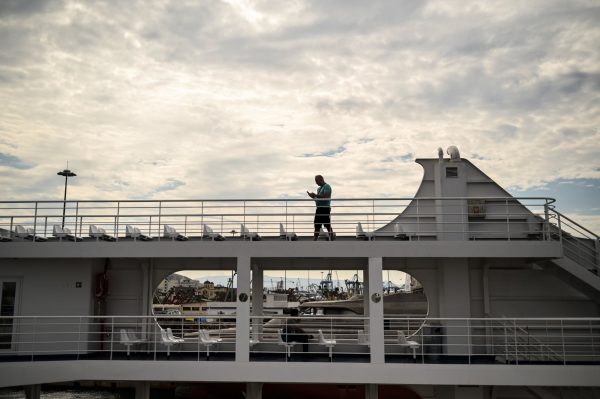 Πέραμα – Σαλαμίνα: Διαμαρτυρία επιβατών για αυξημένα κόμιστρα στα δρομολόγια της γραμμής