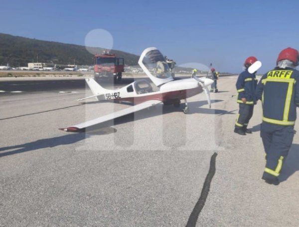 Ρόδος: Αναγκαστική προσγείωση αεροσκάφους – Τι συνέβη