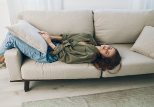 Ενηλικίωση: Μήπως μεγάλωσες απότομα;