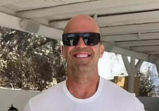 Τζέισον Στέιθαμ: Το «κακό-καλό παιδί» του Χόλιγουντ κάνει διακοπές στην Ελλάδα