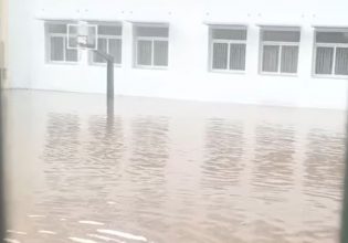 Κακοκαιρία: Πλημμύρισε σχολείο στη Νέα Φιλαδέλφεια – «Λίμνη» το προαύλιο