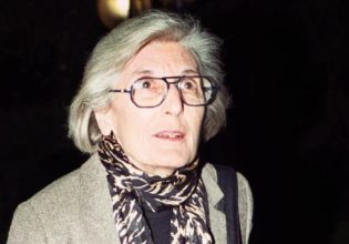 Πέθανε η Τζούλια Δημακοπούλου, εμβληματική προσωπικότητα της σύγχρονης ελληνικής τέχνης