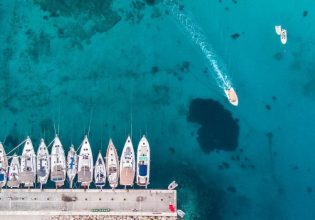 Η μικροσκοπική παραθαλάσσια πόλη που κάποτε ήταν νησί – Καλό κρασί, ωραίες θάλασσες, γραφικά τοπία